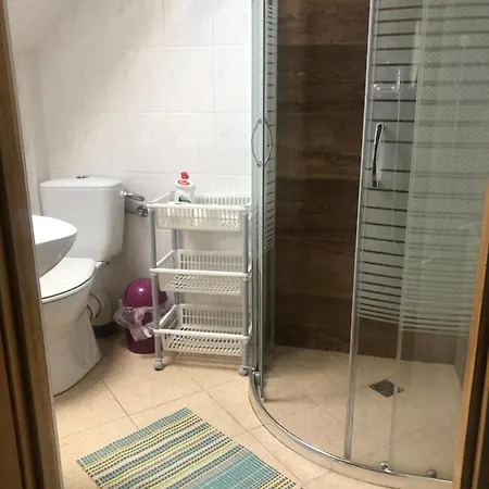 Korab Bed & Breakfast Debki